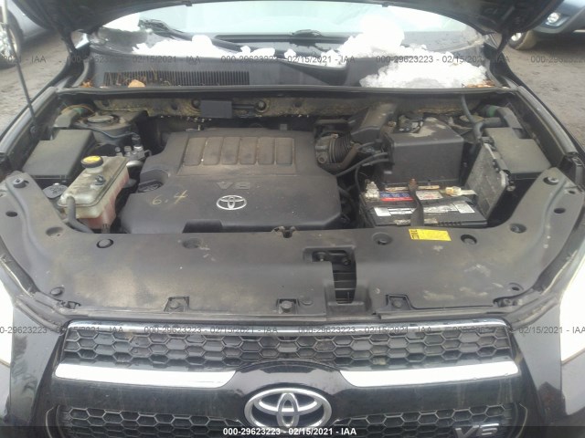 Photo 9 VIN: JTMDK4DV7AD015193 - TOYOTA RAV4 