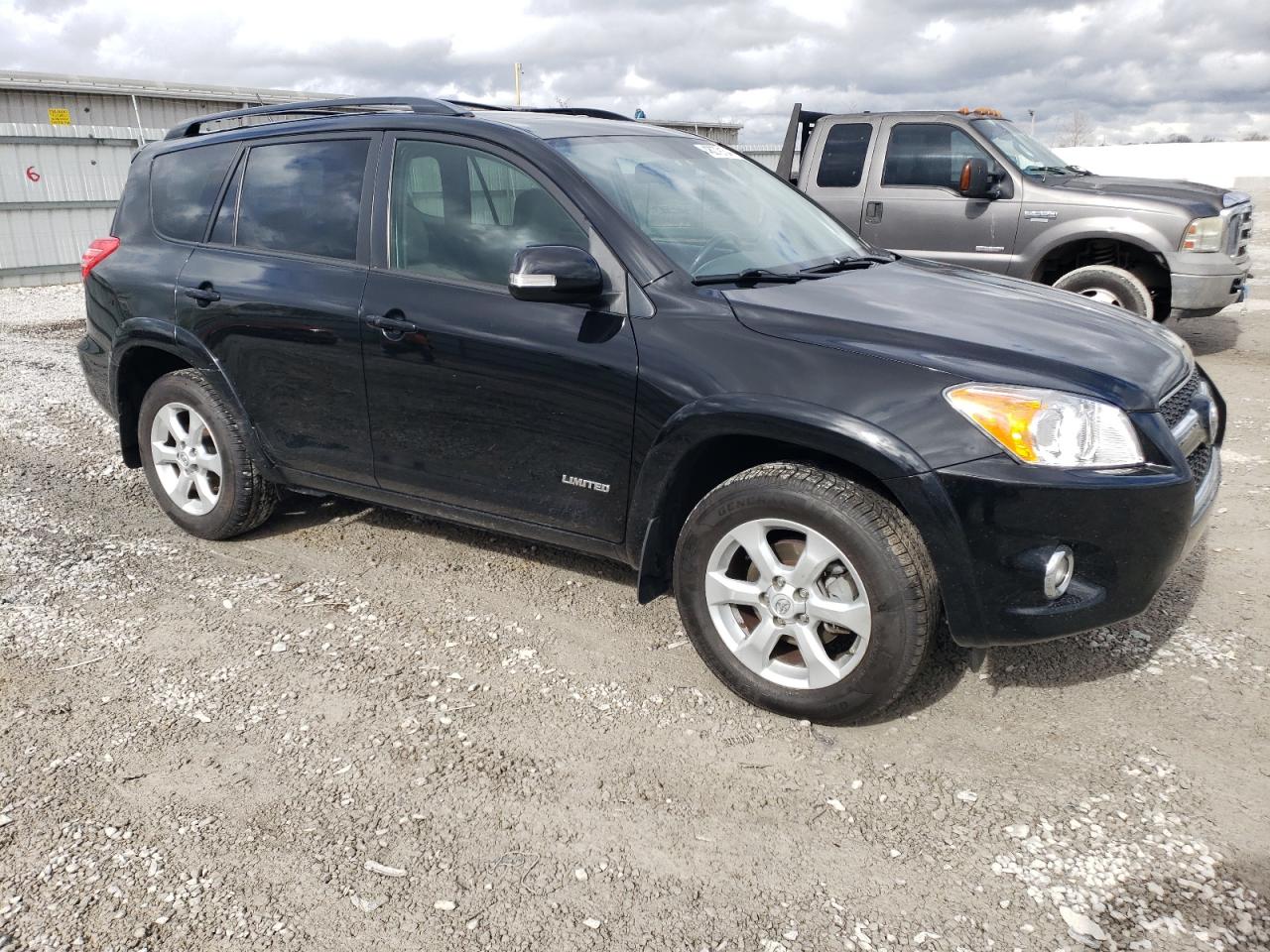 Photo 3 VIN: JTMDK4DV8A5092245 - TOYOTA RAV 4 