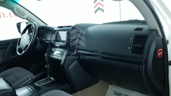 Photo 27 VIN: JTMDU09J184011370 - TOYOTA LAND CRUISER 