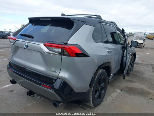 Photo 3 VIN: JTME6RFV2MD518136 - TOYOTA RAV4 