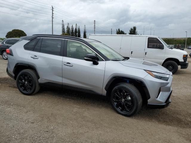 Photo 3 VIN: JTME6RFV3PD537363 - TOYOTA RAV4 XSE 