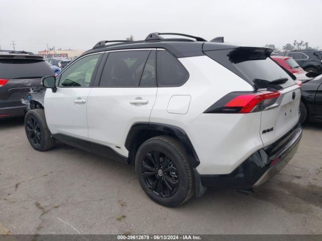 Photo 2 VIN: JTME6RFV6PJ031138 - TOYOTA RAV4 