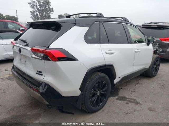 Photo 3 VIN: JTME6RFV6PJ031138 - TOYOTA RAV4 