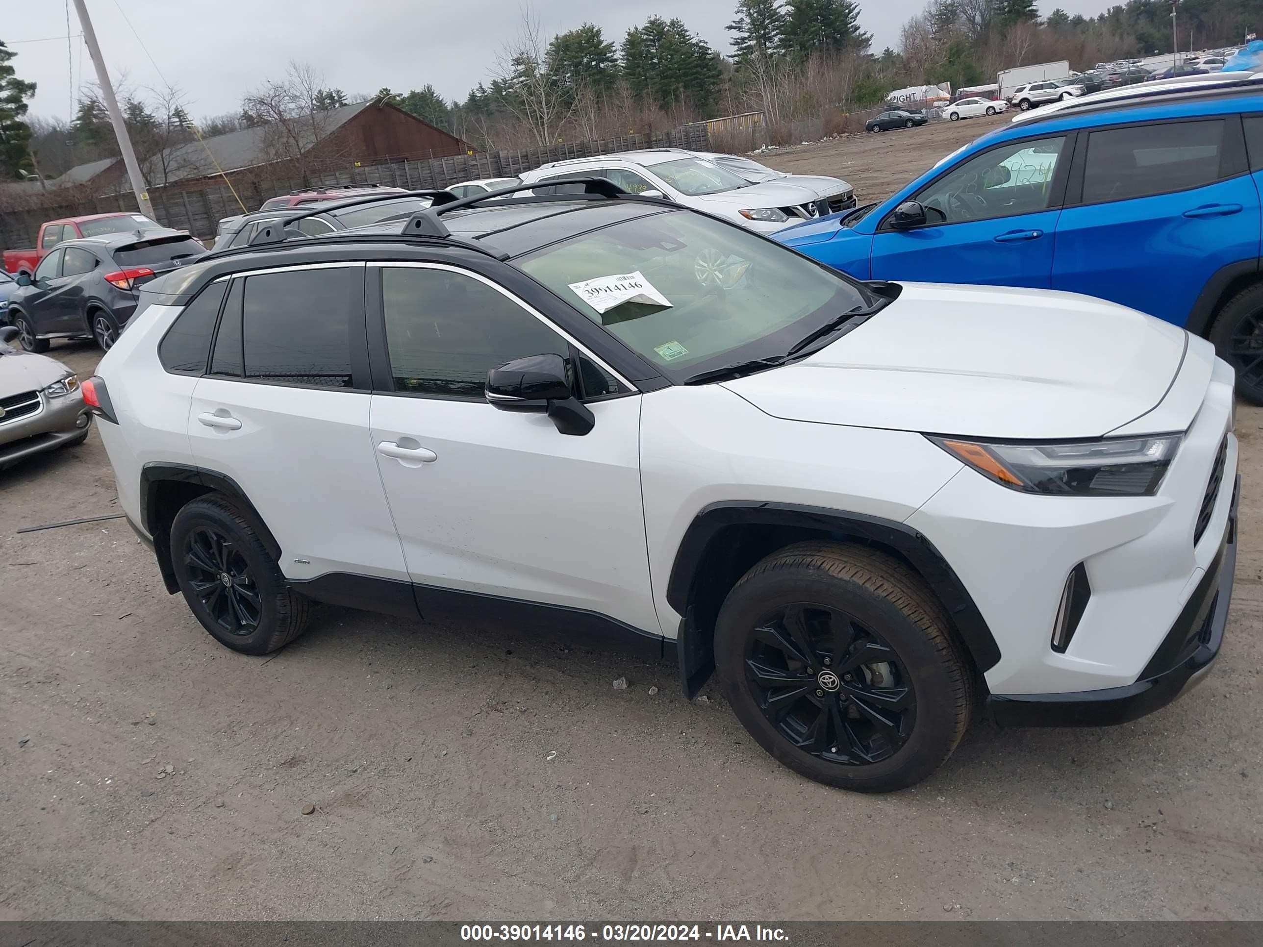 Photo 13 VIN: JTME6RFVXPD537425 - TOYOTA RAV 4 