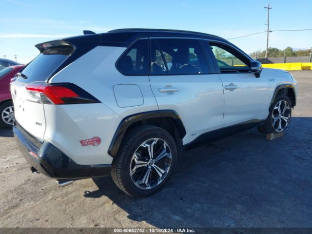 Photo 3 VIN: JTMEB3FV2PD128215 - TOYOTA RAV4 PRIME 