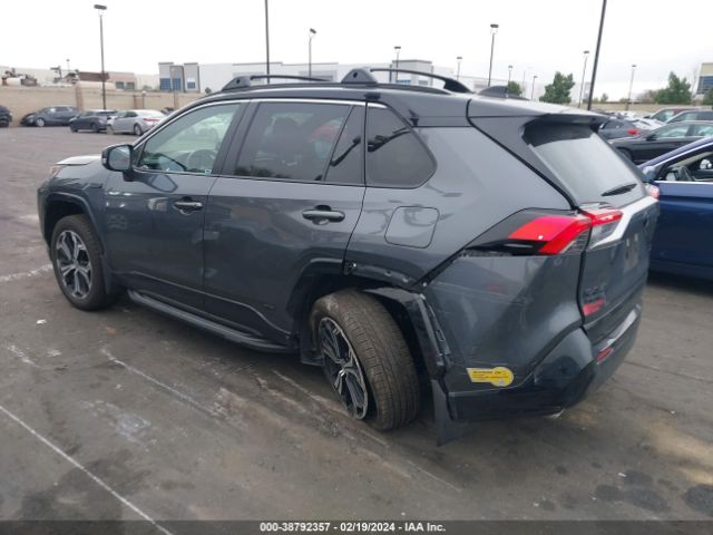 Photo 2 VIN: JTMEB3FV7ND092082 - TOYOTA RAV4 PRIME 