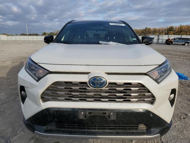 Photo 4 VIN: JTMEWRFV2KJ003443 - TOYOTA RAV4 