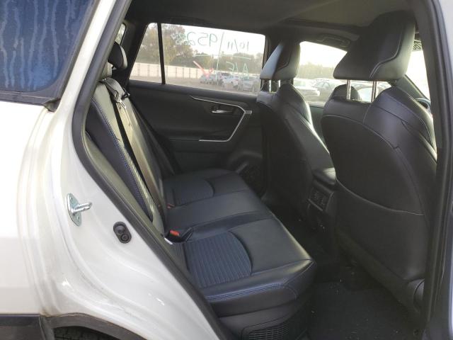 Photo 9 VIN: JTMEWRFV2KJ003443 - TOYOTA RAV4 