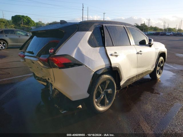 Photo 3 VIN: JTMEWRFV5KJ015330 - TOYOTA RAV4 