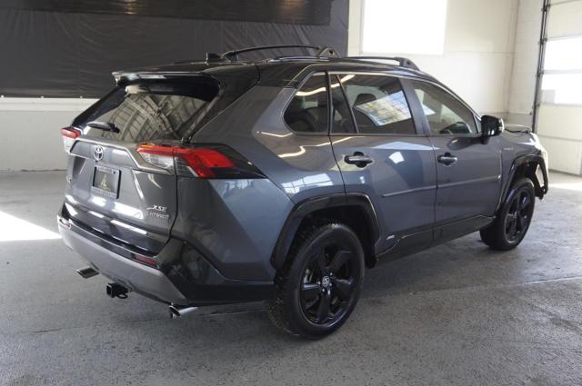 Photo 3 VIN: JTMEWRFV7LJ048962 - TOYOTA RAV4 XSE 