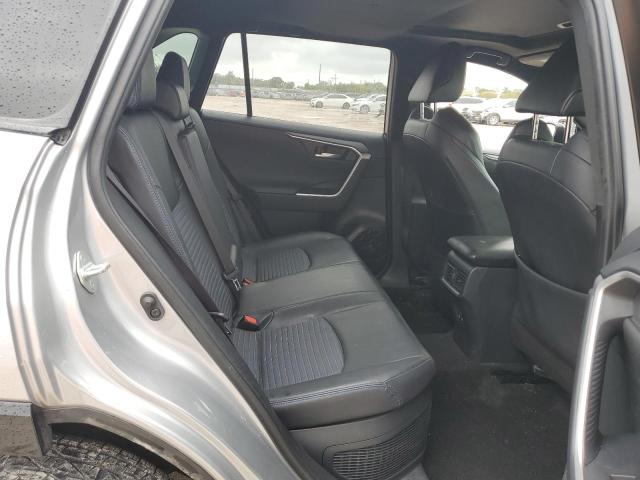 Photo 10 VIN: JTMEWRFV8KJ005729 - TOYOTA RAV4 