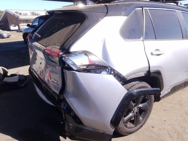 Photo 8 VIN: JTMEWRFVXKD513134 - TOYOTA RAV4 XSE 