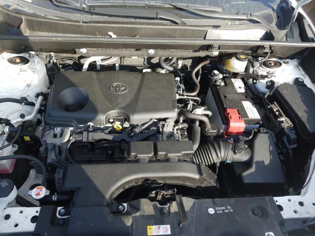 Photo 6 VIN: JTMF1RFV1KD503188 - TOYOTA RAV4 LE 