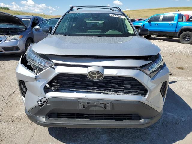 Photo 4 VIN: JTMF1RFV2KD006408 - TOYOTA RAV4 LE 