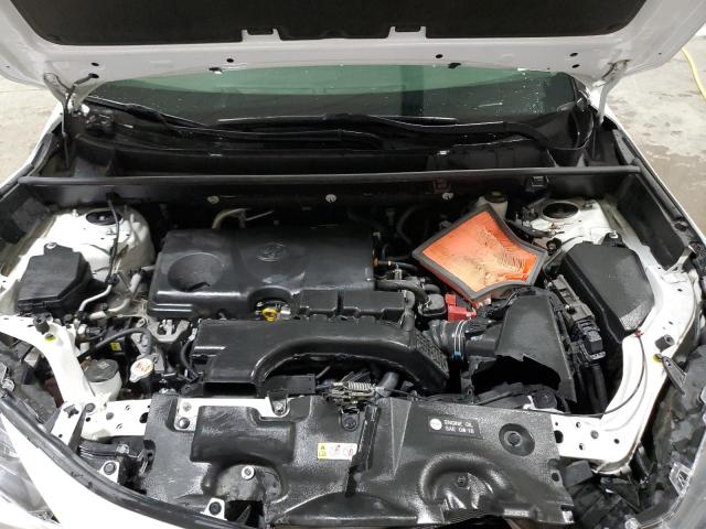 Photo 11 VIN: JTMF1RFV4LD058074 - TOYOTA RAV4 LE 