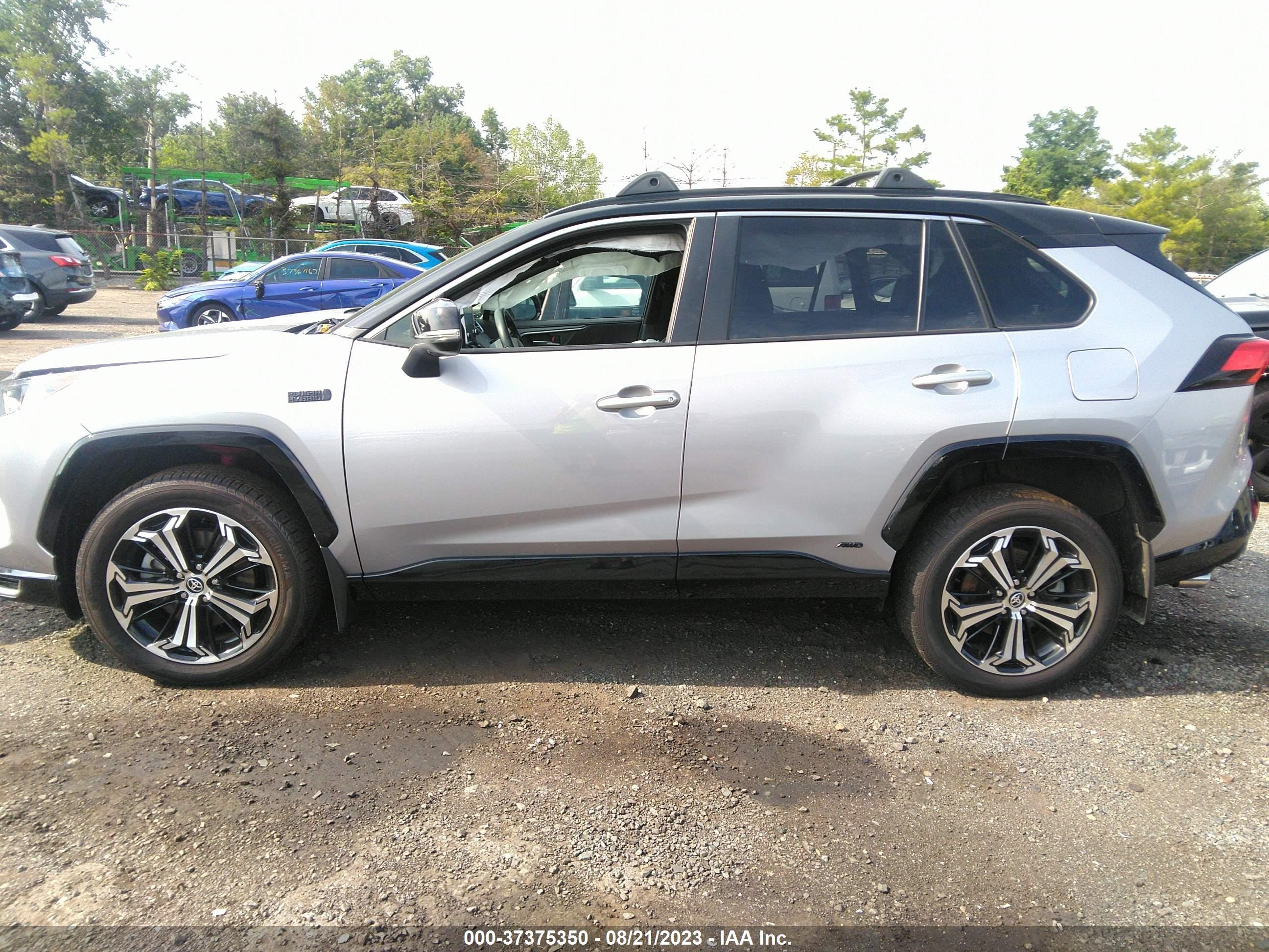 Photo 13 VIN: JTMFB3FV5MD053364 - TOYOTA RAV 4 