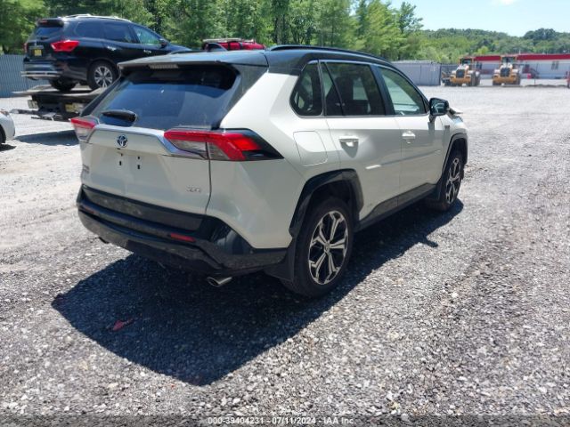 Photo 3 VIN: JTMFB3FV6MD047234 - TOYOTA RAV4 PRIME 