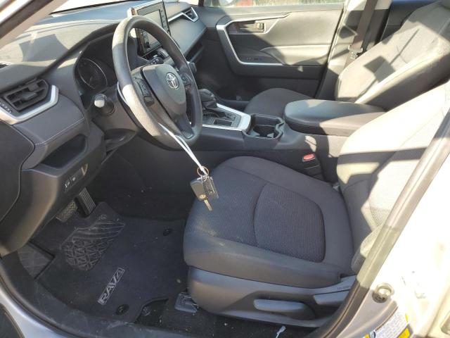 Photo 6 VIN: JTMH1RFV3KD504934 - TOYOTA RAV4 LE 