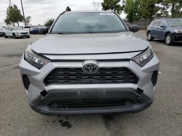 Photo 4 VIN: JTMH1RFV4KJ009059 - TOYOTA RAV4 LE 