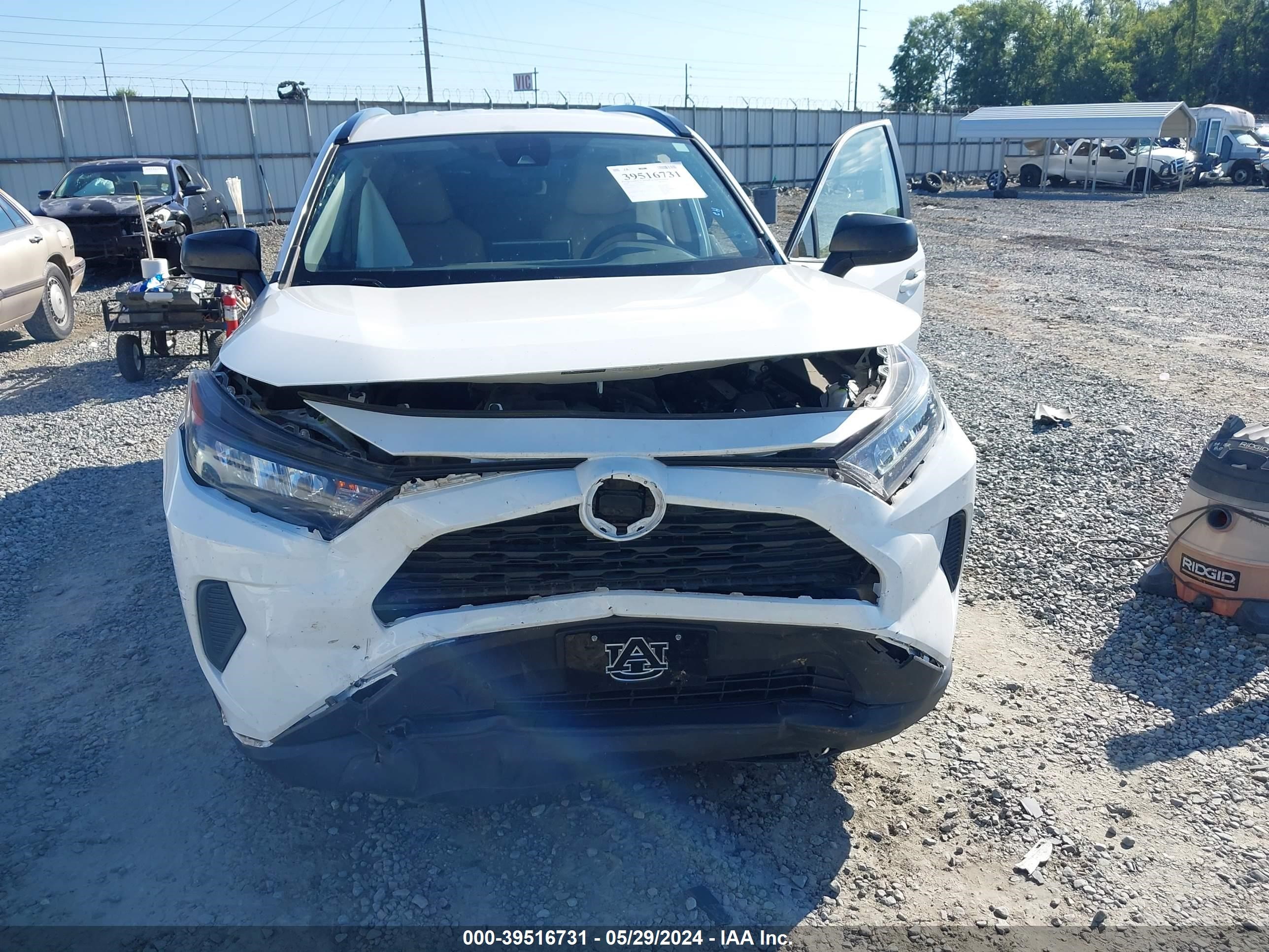 Photo 5 VIN: JTMH1RFV6KJ007281 - TOYOTA RAV 4 