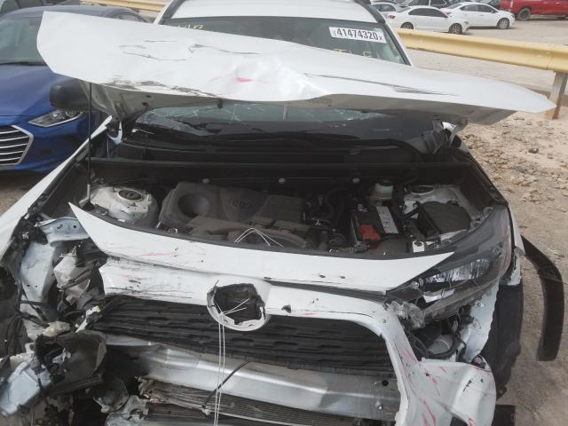 Photo 6 VIN: JTMH1RFV7KD014819 - TOYOTA RAV4 LE 