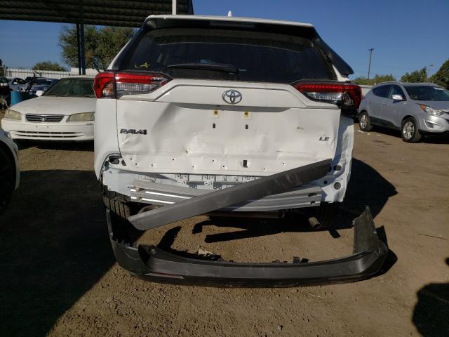 Photo 8 VIN: JTMH1RFV7LD049930 - TOYOTA RAV4 LE 