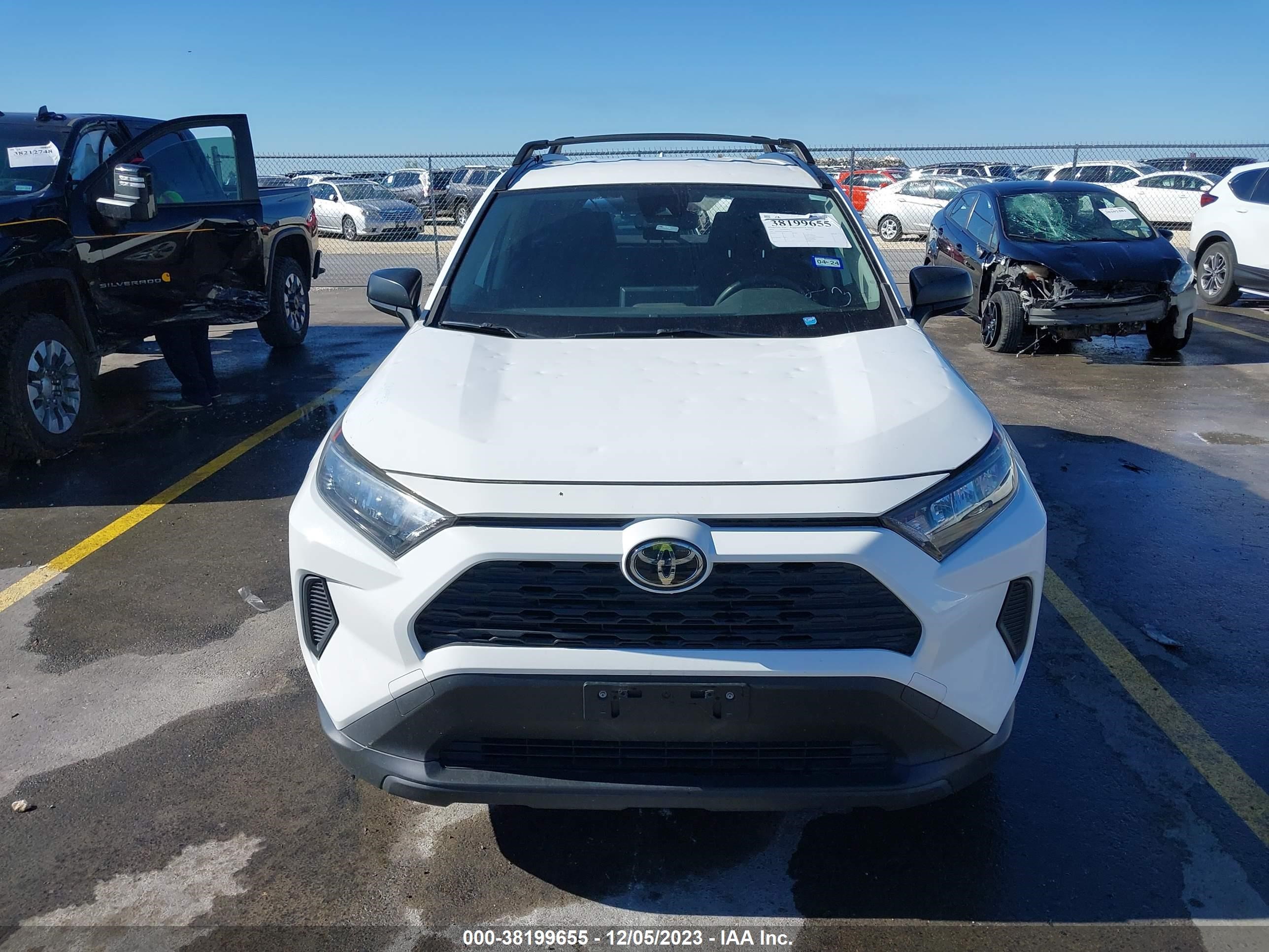 Photo 11 VIN: JTMH1RFV8KD014750 - TOYOTA RAV 4 