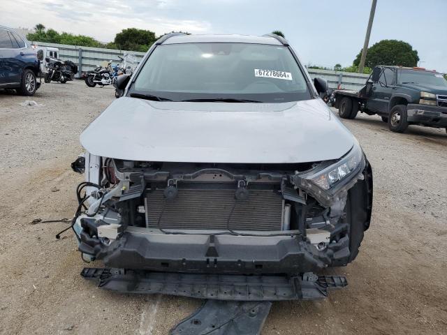 Photo 4 VIN: JTMH1RFV9KD036045 - TOYOTA RAV4 LE 