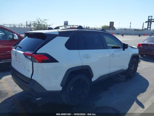 Photo 3 VIN: JTMH1RFVXKD508365 - TOYOTA RAV4 