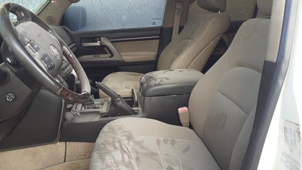 Photo 10 VIN: JTMHT05J495048418 - TOYOTA LAND CRUISER 