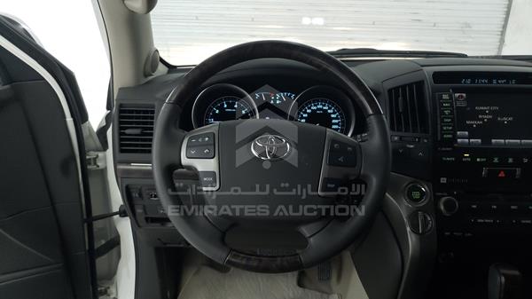 Photo 12 VIN: JTMHT05J5A4036188 - TOYOTA LAND CRUISER 