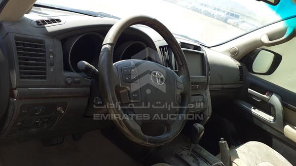 Photo 14 VIN: JTMHT05J895039379 - TOYOTA LAND CRUISER 