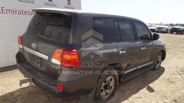 Photo 8 VIN: JTMHT05J895039379 - TOYOTA LAND CRUISER 