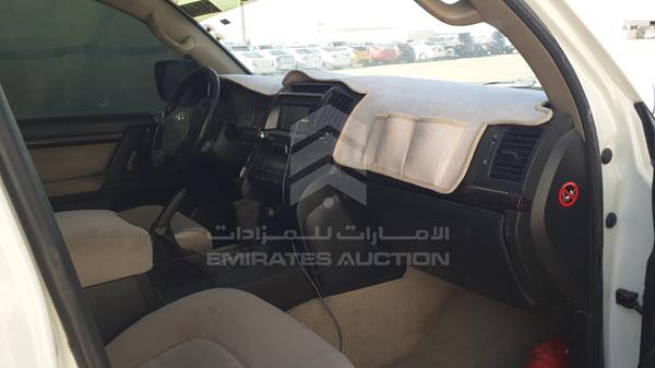 Photo 22 VIN: JTMHT09J0A5069393 - TOYOTA LAND CRUISER 