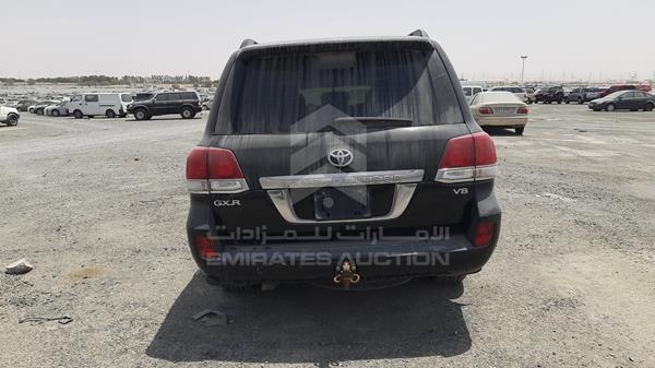 Photo 5 VIN: JTMHT09J3A5050465 - TOYOTA LAND CRUISER 