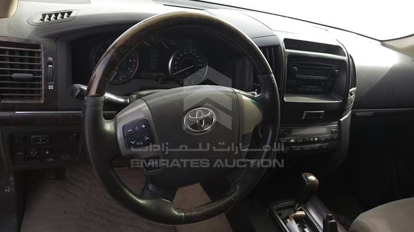 Photo 13 VIN: JTMHT09J3B5089610 - TOYOTA LAND CRUISER 