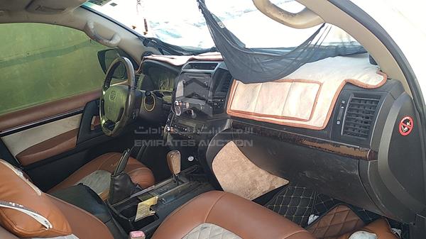 Photo 24 VIN: JTMHT09J795018291 - TOYOTA LAND CRUISER 