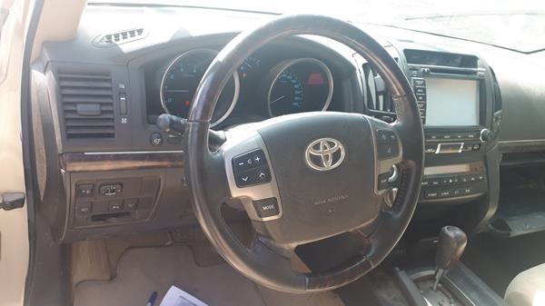 Photo 15 VIN: JTMHT09J7A5071206 - TOYOTA LAND CRUISER 