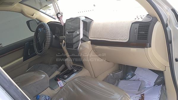 Photo 26 VIN: JTMHU01J2H5124185 - TOYOTA LAND CRUISER 