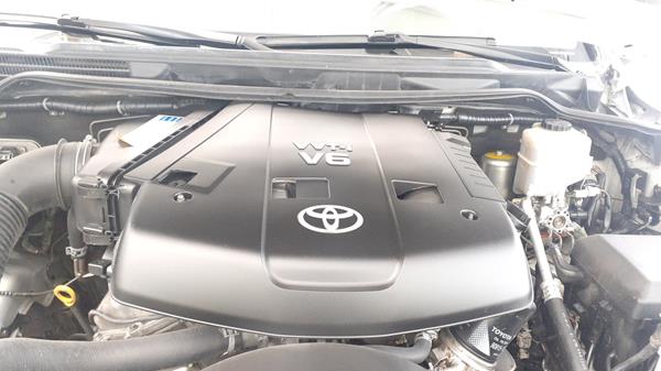 Photo 29 VIN: JTMHU09J1B5052603 - TOYOTA LAND CRUISER 