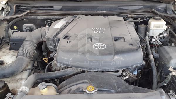 Photo 31 VIN: JTMHU09J2B5042002 - TOYOTA LAND CRUISER 