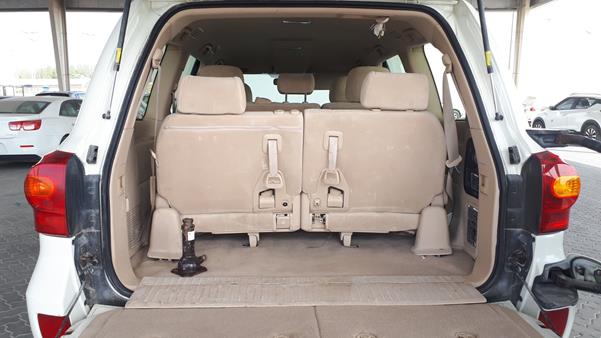 Photo 23 VIN: JTMHU09J2F4110245 - TOYOTA LAND CRUISER 