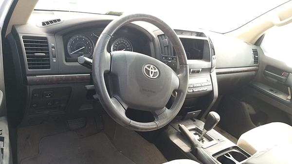 Photo 11 VIN: JTMHU09J4A5036720 - TOYOTA LAND CRUISER 