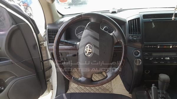 Photo 13 VIN: JTMHU09J8A4026276 - TOYOTA LAND CRUISER 