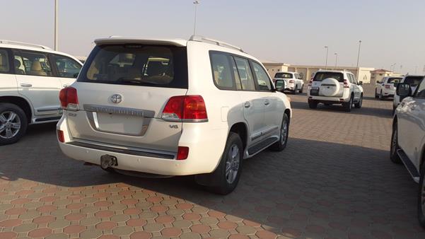 Photo 8 VIN: JTMHU09J8D5068025 - TOYOTA LAND CRUISER GXR V6 