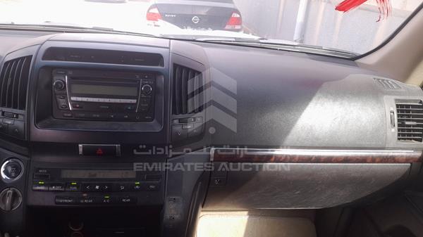 Photo 16 VIN: JTMHU09J9B5052221 - TOYOTA LAND CRUISER 