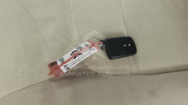 Photo 3 VIN: JTMHV01J8H4207610 - TOYOTA LAND CRUISER 