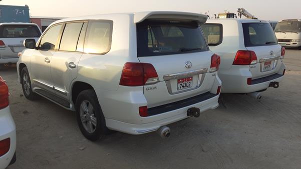 Photo 6 VIN: JTMHV09J0E4145409 - TOYOTA LAND CRUISER GXR V8 