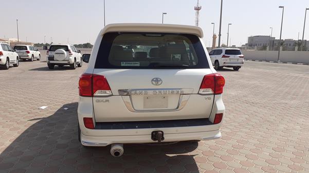 Photo 7 VIN: JTMHV09J1E4145774 - TOYOTA LAND CRUISER GXR V8 