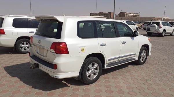 Photo 8 VIN: JTMHV09J1E4145774 - TOYOTA LAND CRUISER GXR V8 